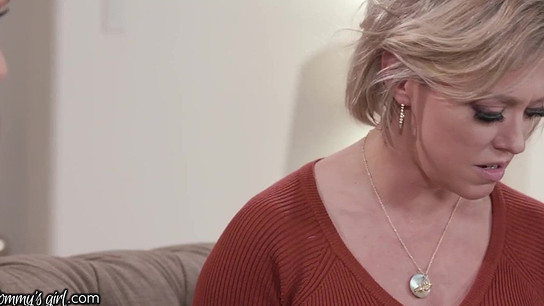 MommysGirl Emma Hix Snoops Step-COUGAR Rubbin' 1 Out STIFF!
