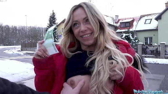 Public Agent French stunner Jennifer Amilton romps a stud